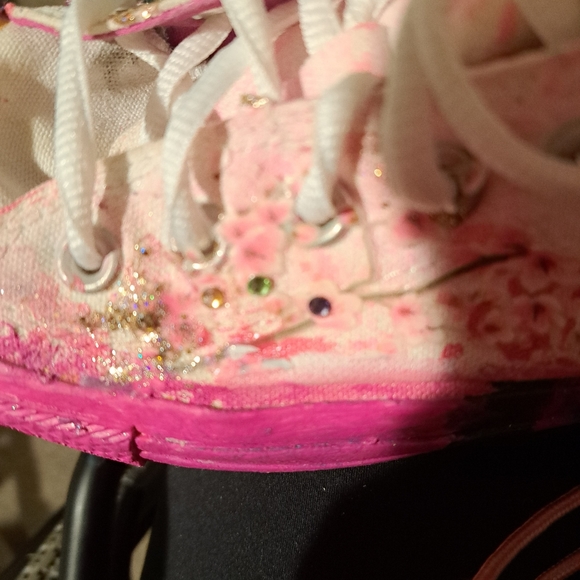 Converse All Star upcycled sneakers. - Picture 4 of 16